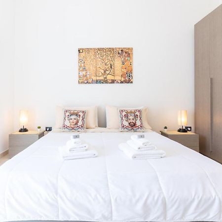 I Mori Ca Apartment Modica Luaran gambar